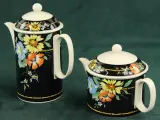 Villeroy & Boch Xenia koffie en thee serveer servies met uitgesproken bloemenmotief – foto 6 – kavel bij De Kringwinkel, Antwerpen