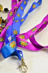 Grote verzameling Disney en Pixar pins – Carrefour België – 2010 – foto 5 – kavel bij De Kringwinkel, Turnhout