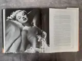 Boek: Marilyn Monroe verzamelaars pakket – foto 8 – kavel bij De Kringwinkel, Gent