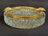 Vintage set van drie kristallen asbakken met verguld montuur waaronder een exemplaar gemerkt Cristallin Italy – foto 2 – kavel bij De Kringwinkel, Gent