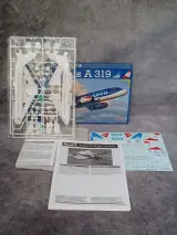 Set van 3 Revell modelbouwpakketten - Verkeersvliegtuigen schaal 1:144 – foto 12 – kavel bij De Kringwinkel, Gent