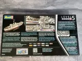 Set van 3 Revell modelbouwkits - Kriegsfischkutter, HMCS Snowberry en WASP Class – foto 17 – kavel bij De Kringwinkel, Gent