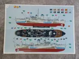 Set van 3 Revell modelbouwkits - Kriegsfischkutter, HMCS Snowberry en WASP Class – foto 23 – kavel bij De Kringwinkel, Gent