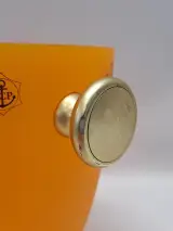 Veuve Clicquot champagne emmer met metalen "Arrow" geschenkverpakking en flessenstop – foto 8 – kavel bij De Kringwinkel, Gent