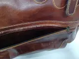 Exclusieve vintage lederen reistas - Y Kent Genuine Leather – foto 6 – kavel bij De Kringwinkel, Gent