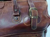 Exclusieve vintage lederen reistas - Y Kent Genuine Leather – foto 7 – kavel bij De Kringwinkel, Gent