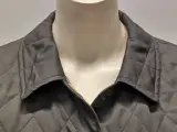 Burberry Gewatteerde Damesjas - Large – foto 4 – kavel bij De Kringwinkel, Gent