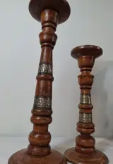 Set van 6 rustieke houten kandelaars – foto 2 – kavel bij De Kringwinkel, Geraardsbergen