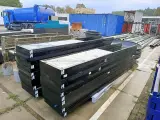 Ca. 24x Verkeersbord in frame – foto 2 – kavel bij Onlineveilingmeester, Assen