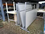 Ca. 21x Bureau - werkbank – foto 8 – kavel bij Onlineveilingmeester, Assen