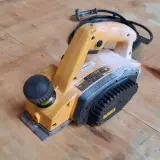Elektrische schaaf DeWalt, DW680 – foto 4 – kavel bij Onlineveilingmeester, Smilde