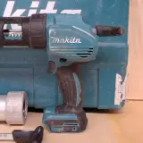 Accu kitspuit, Makita, DCG180, 2019 – foto 3 – kavel bij Onlineveilingmeester, Smilde