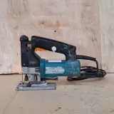 2x Decoupeerzaag Makita – foto 2 – kavel bij Onlineveilingmeester, Smilde