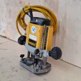 Bovenfrees DeWalt, DW614 – foto 2 – kavel bij Onlineveilingmeester, Smilde
