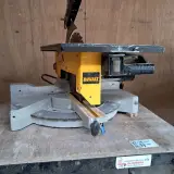 Combinatiezaag met onderstel DeWalt, DW711, bouwjaar 2002 – foto 6 – kavel bij Onlineveilingmeester, Smilde