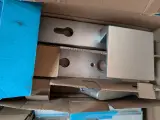 Partij divers hang en sluitwerk op pallet – foto 22 – kavel bij Onlineveilingmeester, Smilde