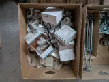 Partij divers hang en sluitwerk op pallet – foto 11 – kavel bij Onlineveilingmeester, Smilde