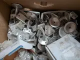 Partij divers hang en sluitwerk op pallet – foto 12 – kavel bij Onlineveilingmeester, Smilde