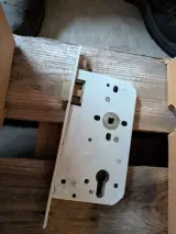 Partij divers hang en sluitwerk op pallet – foto 18 – kavel bij Onlineveilingmeester, Smilde