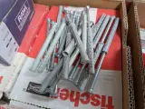 Assortiment ijzerwaar op pallet o.a. Fischer – foto 8 – kavel bij Onlineveilingmeester, Smilde