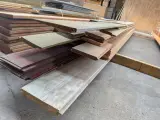Partij diverse houten planken en latten – foto 19 – kavel bij Onlineveilingmeester, Smilde