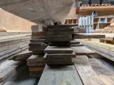 Partij diverse houten balken en planken – foto 4 – kavel bij Onlineveilingmeester, Smilde