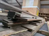 Partij diverse houten balken en planken – foto 5 – kavel bij Onlineveilingmeester, Smilde