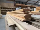 Partij diverse houten balken en planken – foto 6 – kavel bij Onlineveilingmeester, Smilde
