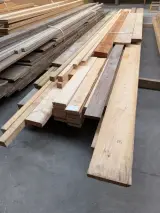 Partij diverse houten balken en planken – foto 9 – kavel bij Onlineveilingmeester, Smilde