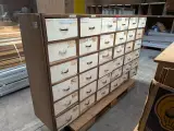 Ca. 10 meter Bruynzeel stelling – foto 14 – kavel bij Onlineveilingmeester, Smilde