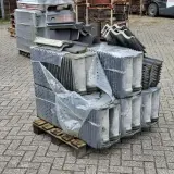Pallet met diverse dakpannen, Antraciet – foto 5 – kavel bij Onlineveilingmeester, Smilde