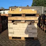 Partij metselstenen op 3x palletplek – foto 2 – kavel bij Onlineveilingmeester, Smilde