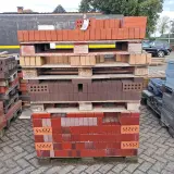 Partij metselstenen op 3x palletplek – foto 2 – kavel bij Onlineveilingmeester, Smilde