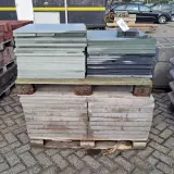 Partij bestratingsteen op 3x palletplek – foto 2 – kavel bij Onlineveilingmeester, Smilde