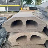 Partij bekistingsblokken en betonbroodjes op 2x pallet – foto 3 – kavel bij Onlineveilingmeester, Smilde