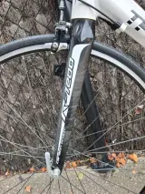Thompson R-7200 koersfiets – foto 2 – kavel bij De Kringwinkel, Ieper