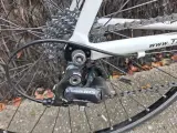 Thompson R-7200 koersfiets – foto 6 – kavel bij De Kringwinkel, Ieper