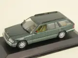 Collectie van 8 Mercedes-Benz modelauto's – Minichamps / Paul's Model Art – foto 2 – kavel bij De Kringwinkel, Antwerpen