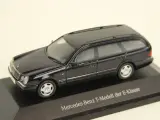 Collectie van 8 Mercedes-Benz modelauto's – Minichamps / Paul's Model Art – foto 7 – kavel bij De Kringwinkel, Antwerpen
