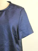 Marc by Marc Jacobs – Donkerblauwe damesblouse met glanzende afwerking – Maat M – foto 3 – kavel bij De Kringwinkel, Antwerpen
