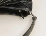 By-Lin – Lotus Leaf Black Classic Leather handtas – foto 3 – kavel bij De Kringwinkel, Turnhout