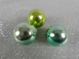 3 Groene Ajeko kerstballen – foto 5 – kavel bij De Kringwinkel, Diest