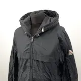 Jas, maat 3, Moncler – foto 2 – kavel bij Domeinen Roerende Zaken, Groningen