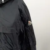 Jas, maat 3, Moncler – foto 4 – kavel bij Domeinen Roerende Zaken, Groningen