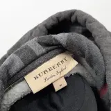 Vest, maat M, Burberry – foto 7 – kavel bij Domeinen Roerende Zaken, Groningen