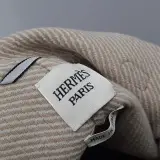 Jas, maat 36, Hermès – foto 7 – kavel bij Domeinen Roerende Zaken, Groningen