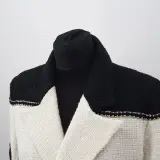 Blazer, maat 38, Chanel – foto 5 – kavel bij Domeinen Roerende Zaken, Groningen