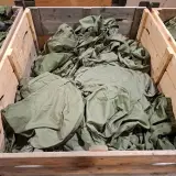 Persoonlijke uitrusting en kleding Defensie – foto 21 – kavel bij Domeinen Roerende Zaken, Groningen