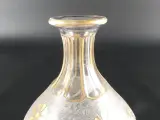 Set van 2 vintage glazen karaffen met goudkleurige decoratie – foto 14 – kavel bij De Kringwinkel, Heverlee