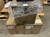 36x Zwarte gastronoombak GN 1/2 150 mm diep polycarbonaat Vogue – foto 3 – kavel bij Onlineveilingmeester, Hoogeveen